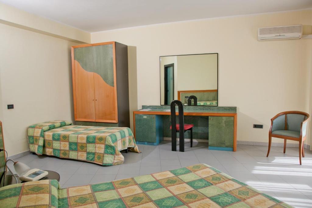 Hotel Melissa Torre Melissa Exteriör bild