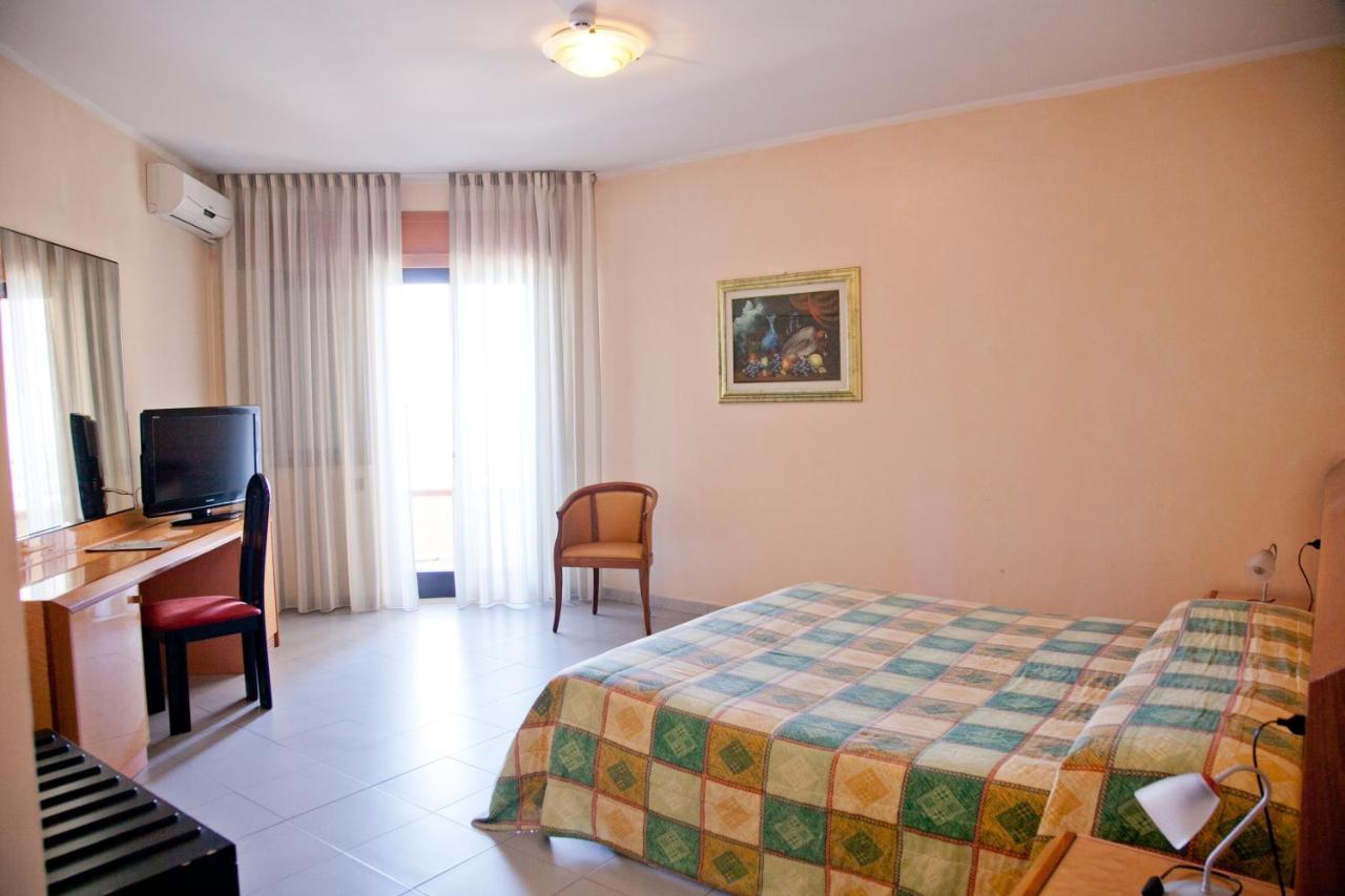 Hotel Melissa Torre Melissa Exteriör bild